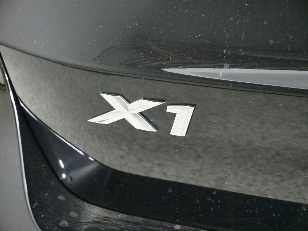 Thumbnail: 2025 BMW X1 - 16