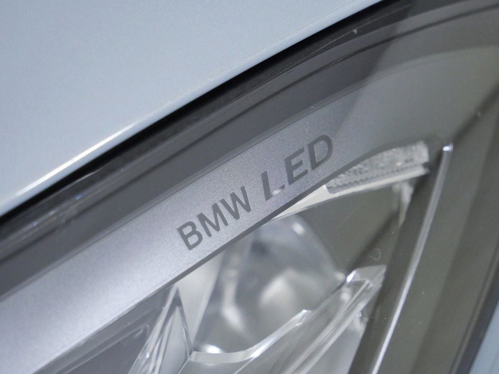 Thumbnail: 2023 BMW i4 - 5