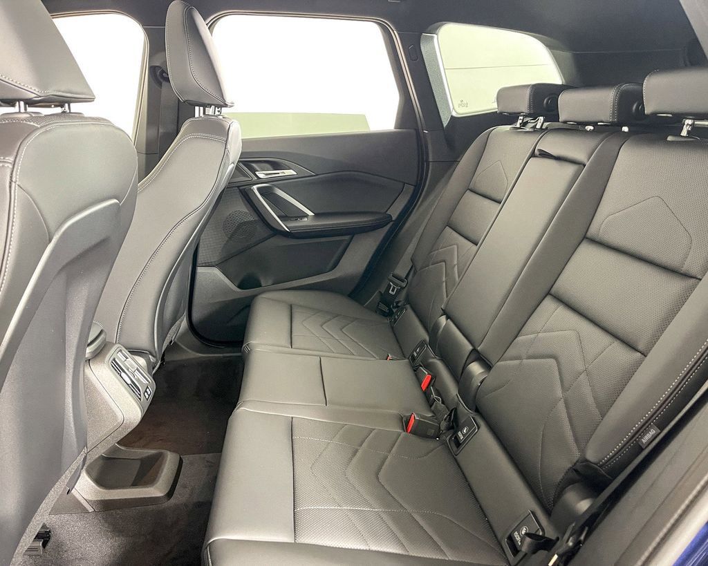 Thumbnail: 2025 BMW X1 - 35