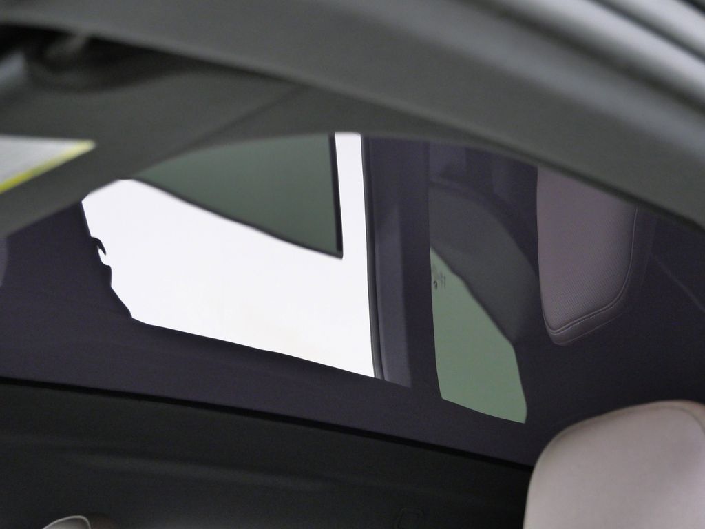 Thumbnail: 2026 BMW iX - 19