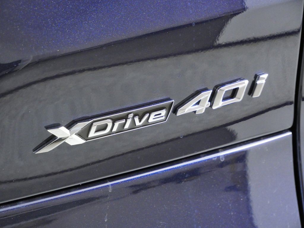 Thumbnail: 2026 BMW X5 - 12