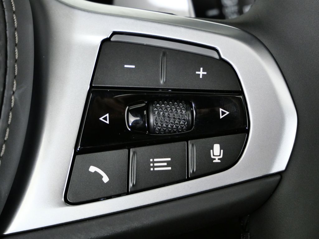 Thumbnail: 2026 BMW X5 - 42