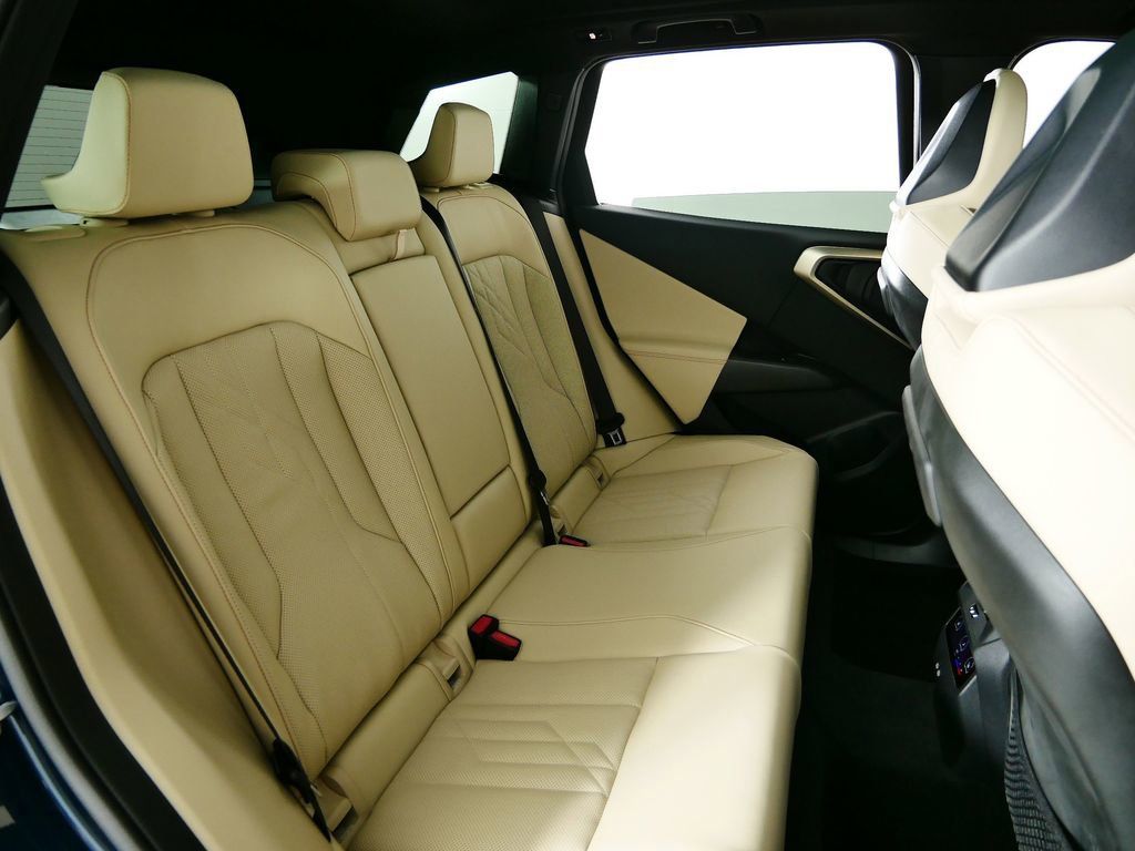 Thumbnail: 2025 BMW X3 - 27