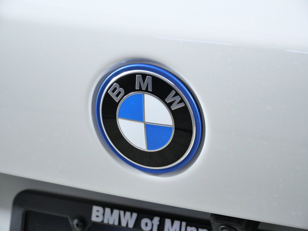 Thumbnail: 2026 BMW X5 - 11