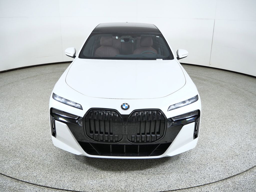 Thumbnail: 2026 BMW 7 Series - 16