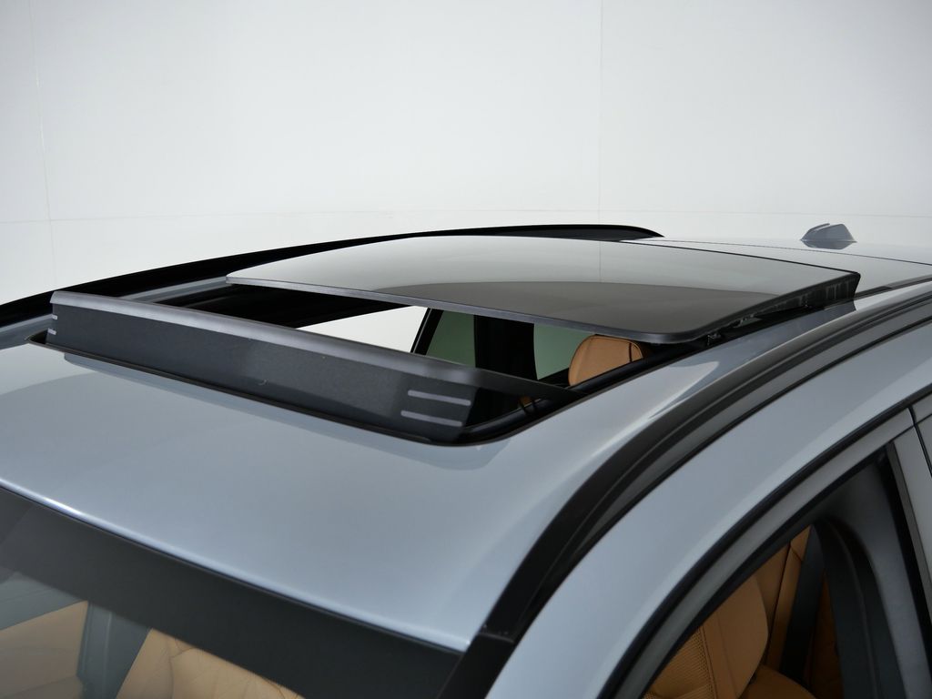 Thumbnail: 2025 BMW X5 - 19