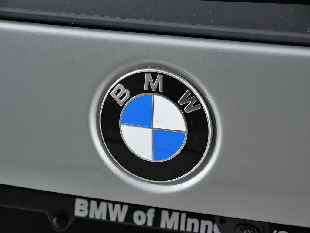 Thumbnail: 2026 BMW X1 - 11