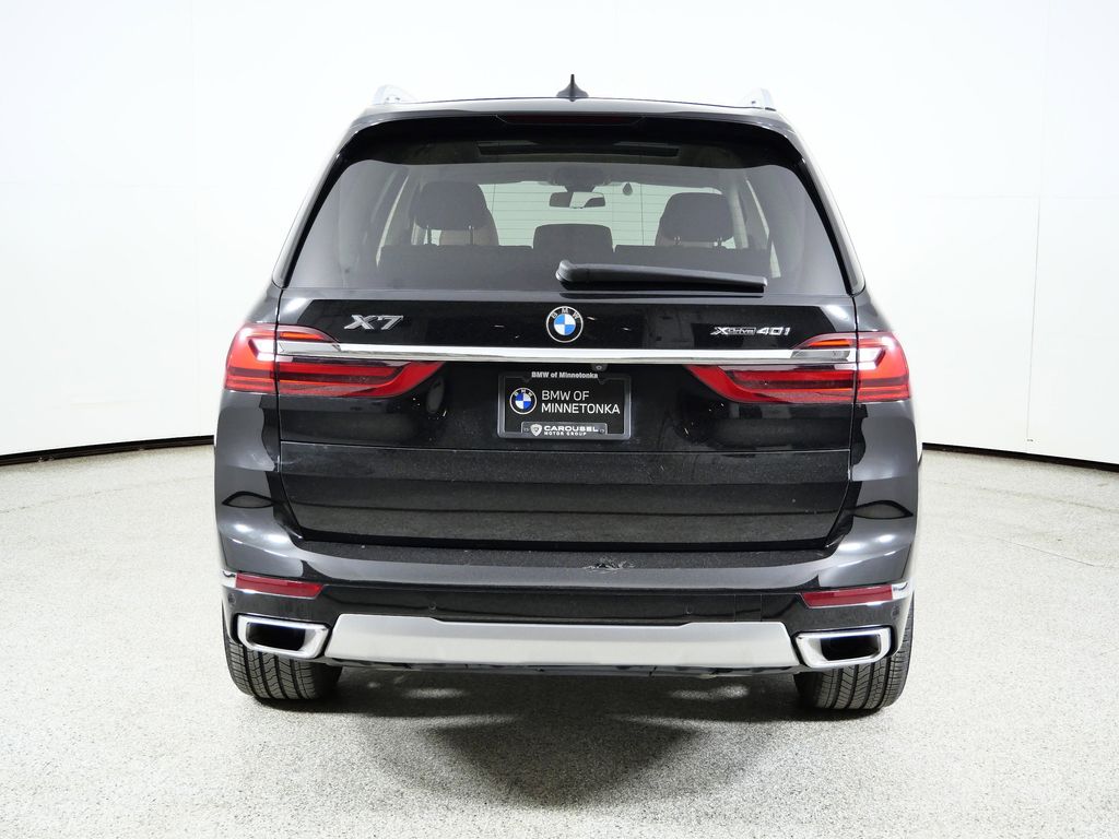 Thumbnail: 2020 BMW X7 - 11