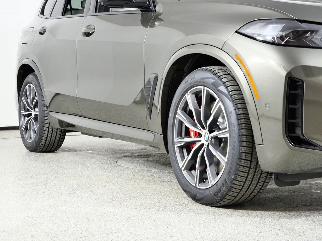 Thumbnail: 2026 BMW X5 - 6