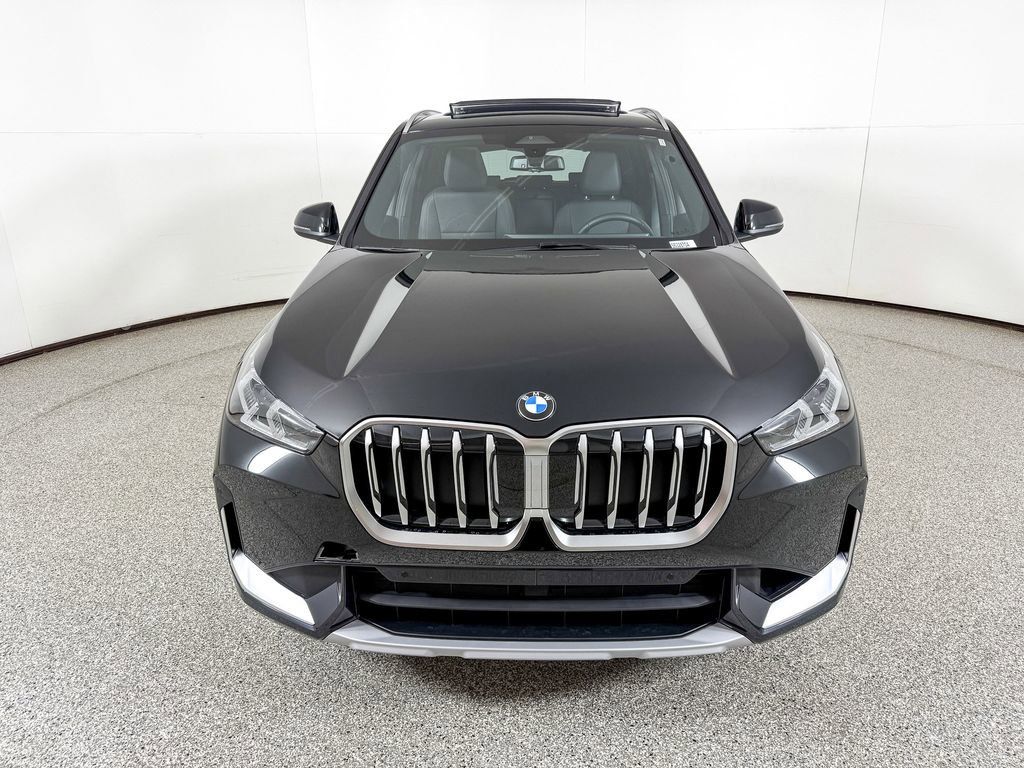 Thumbnail: 2025 BMW X1 - 8
