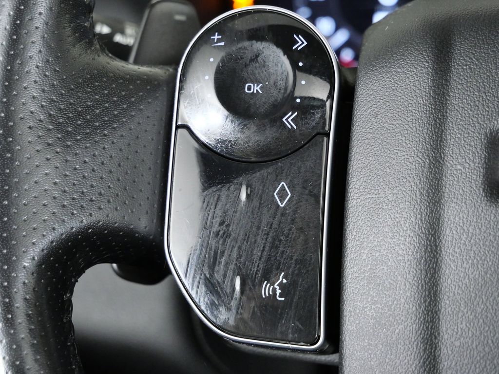 Thumbnail: 2018 Land Rover Range Rover Sport - 41