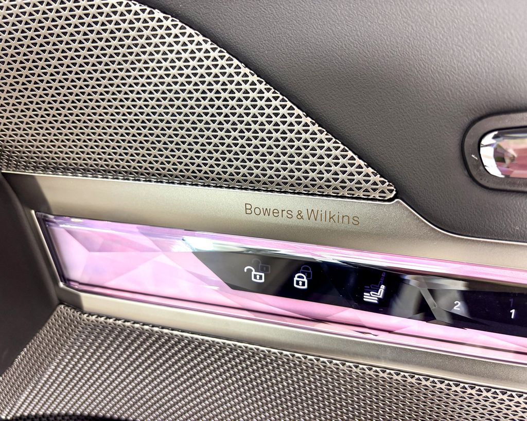 Thumbnail: 2025 BMW 7 Series - 21