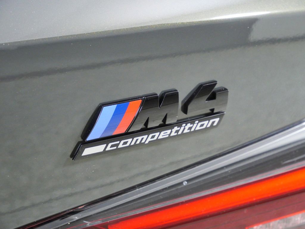 Thumbnail: 2024 BMW M4 - 12