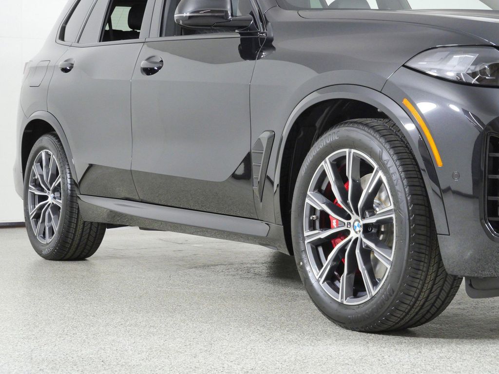 Thumbnail: 2026 BMW X5 - 6