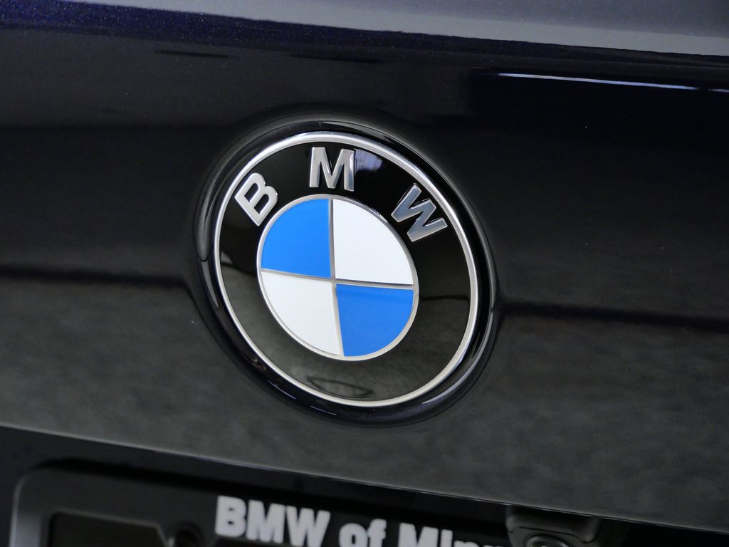 Thumbnail: 2026 BMW X5 - 11