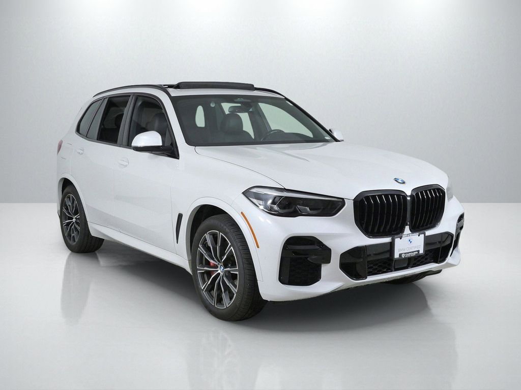 Thumbnail: 2023 BMW X5 - 9