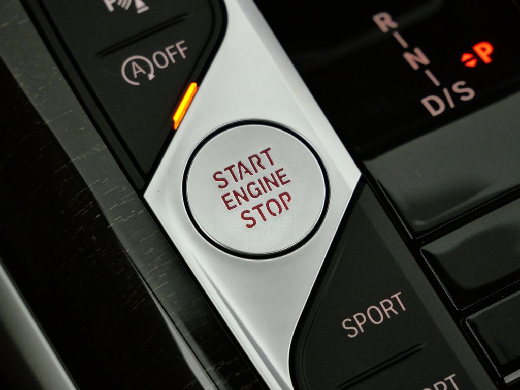 Thumbnail: 2023 BMW 3 Series - 50