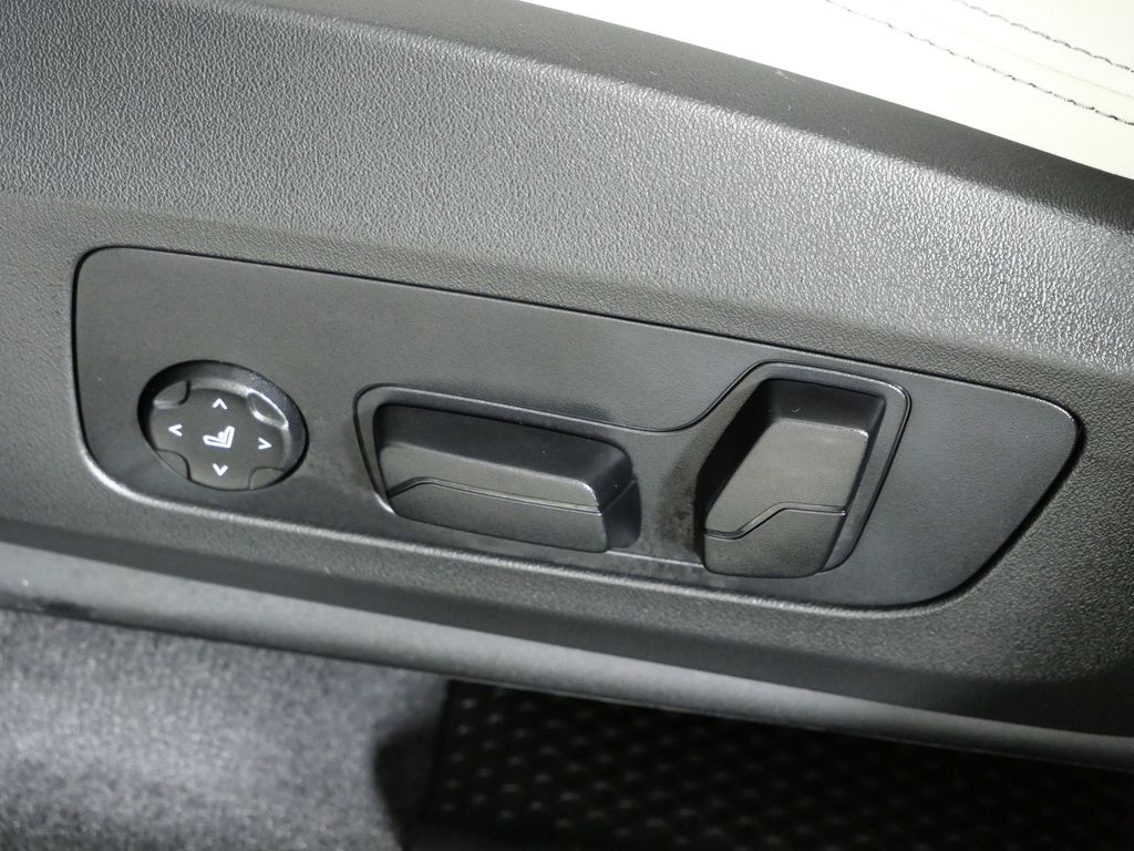 Thumbnail: 2026 BMW X1 - 37