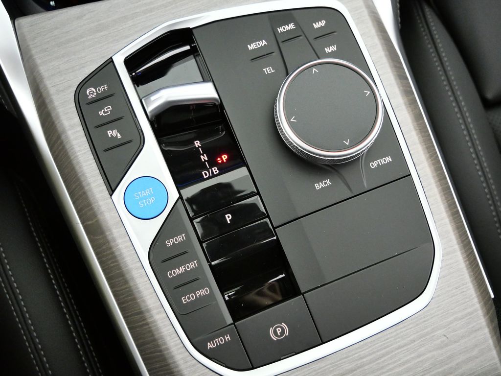 Thumbnail: 2026 BMW i4 - 48