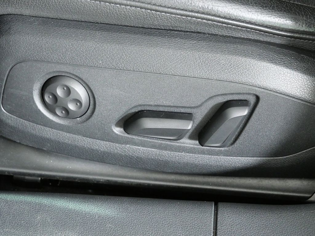 Thumbnail: 2018 Audi A4 - 37