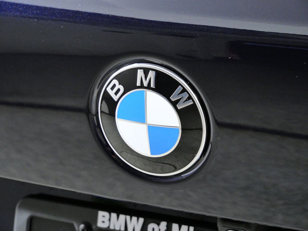 Thumbnail: 2026 BMW X5 - 11