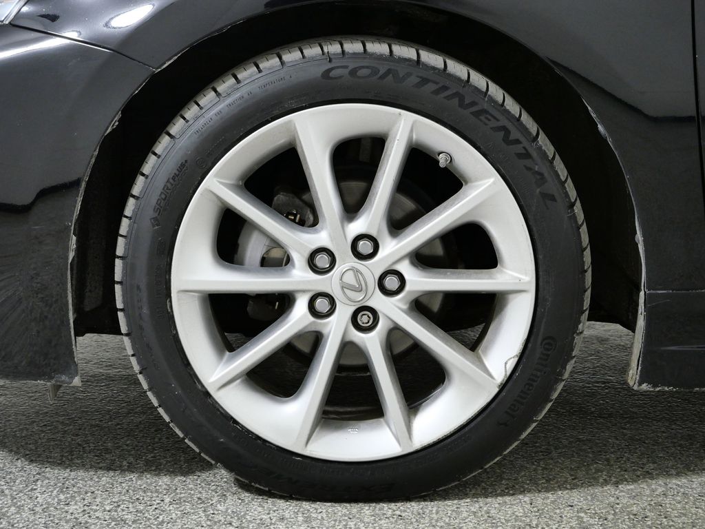 Thumbnail: 2013 Lexus CT - 17