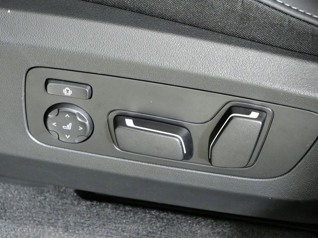 Thumbnail: 2026 BMW X3 - 40