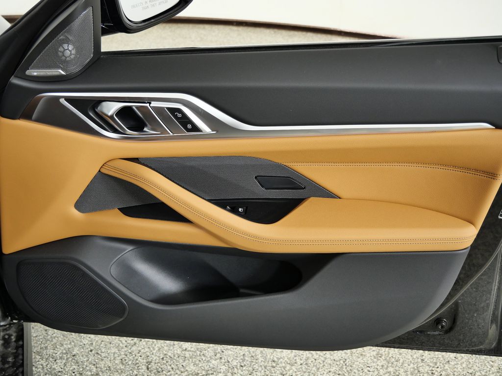 Thumbnail: 2025 BMW i4 - 20