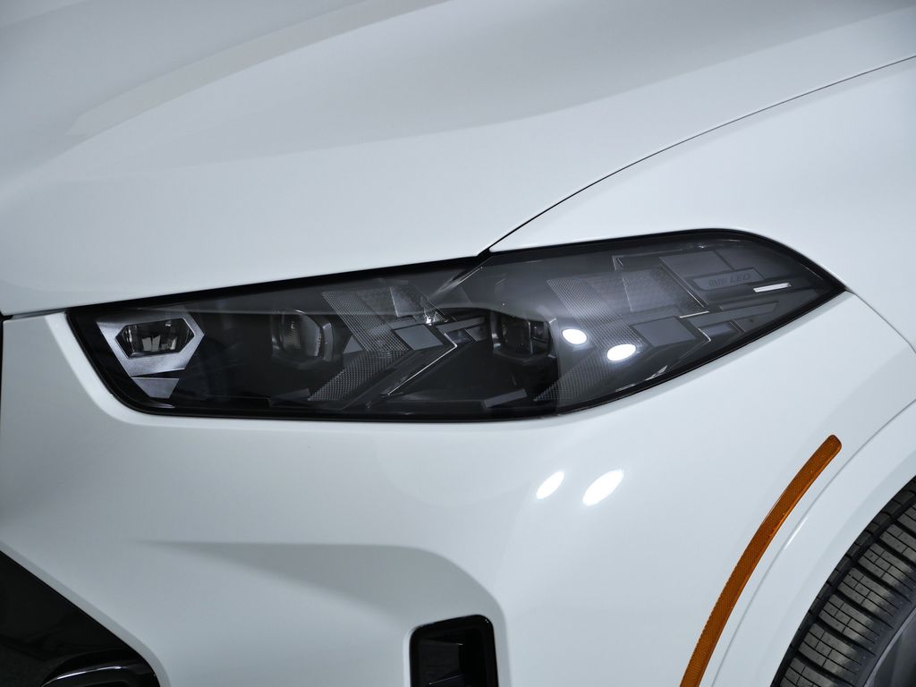 Thumbnail: 2026 BMW X5 - 3