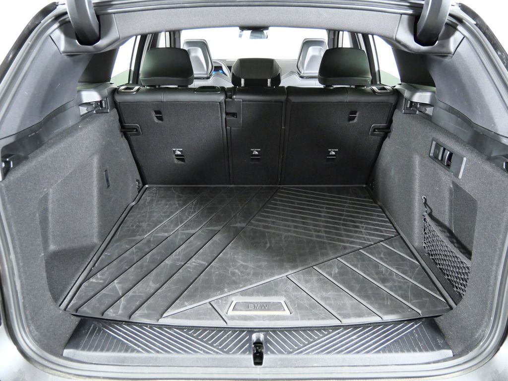 Thumbnail: 2025 BMW X3 - 32