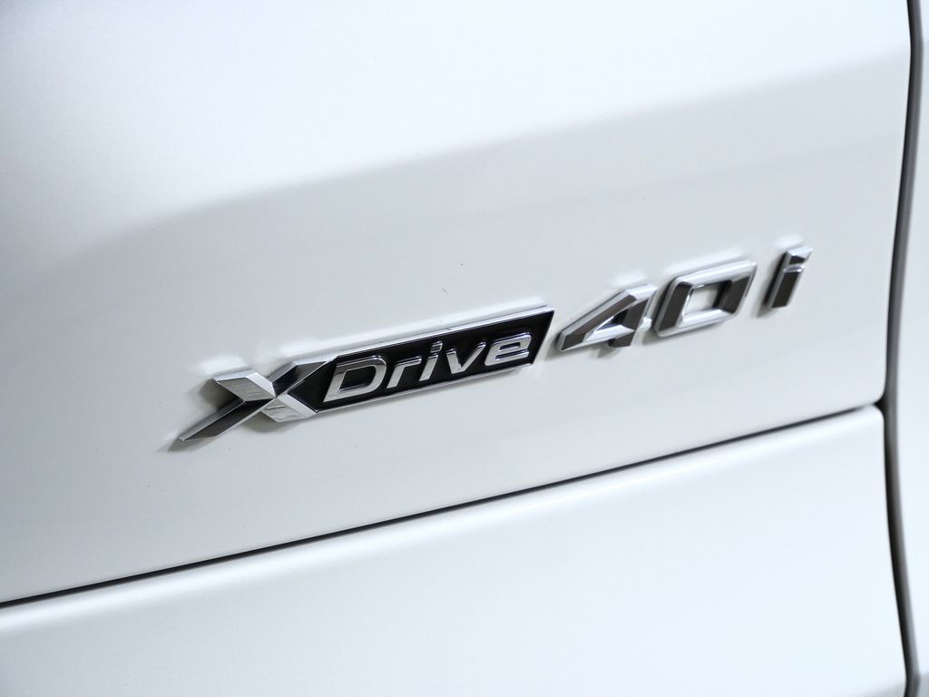 Thumbnail: 2023 BMW X5 - 15