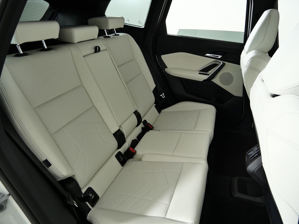 Thumbnail: 2026 BMW X1 - 25