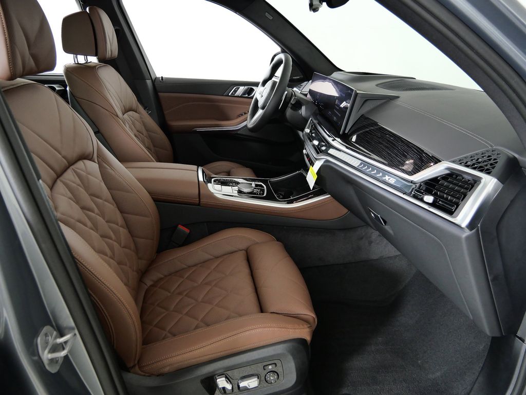 Thumbnail: 2026 BMW X5 - 20