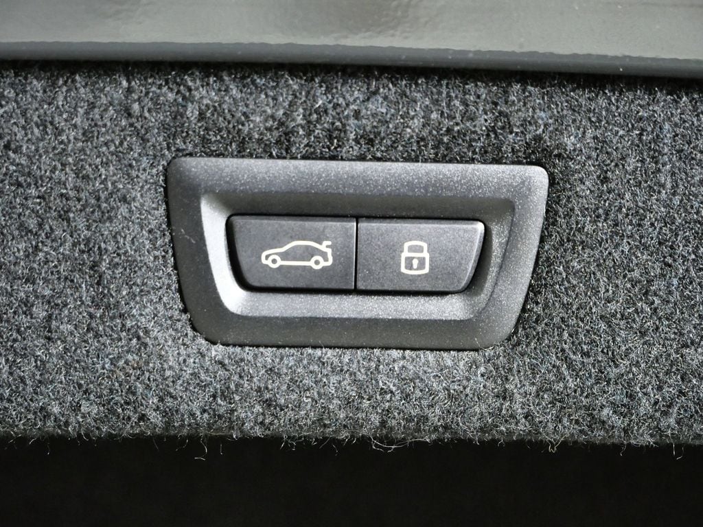 Thumbnail: 2025 BMW M8 - 28