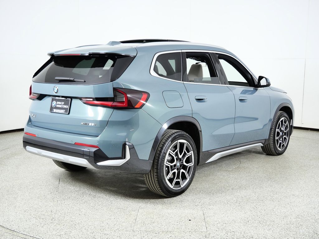 Thumbnail: 2026 BMW X1 - 9