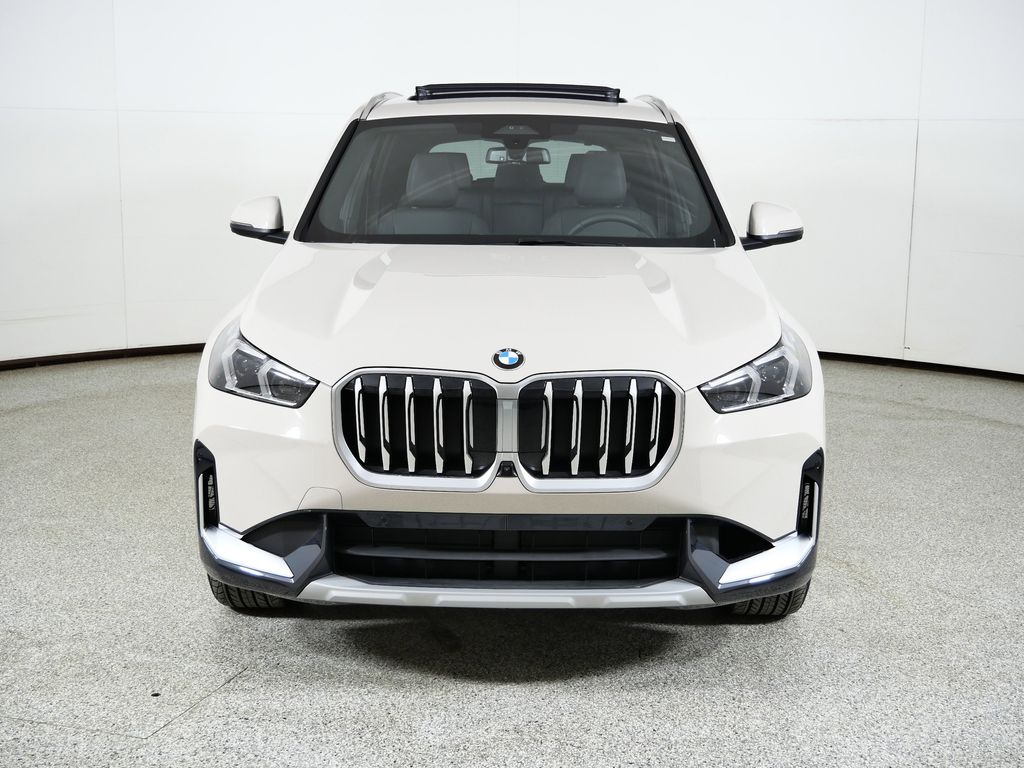 Thumbnail: 2026 BMW X1 - 1