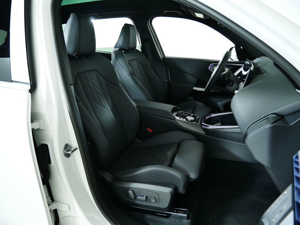 Thumbnail: 2026 BMW X3 - 24