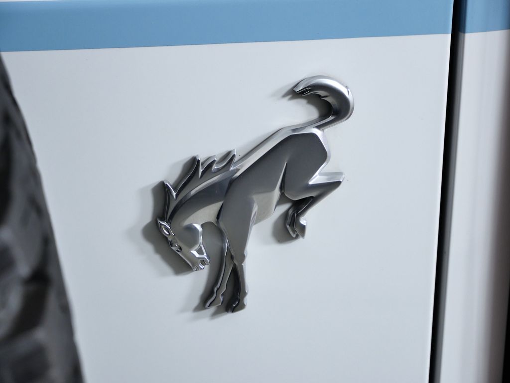 Thumbnail: 2022 Ford Bronco - 13