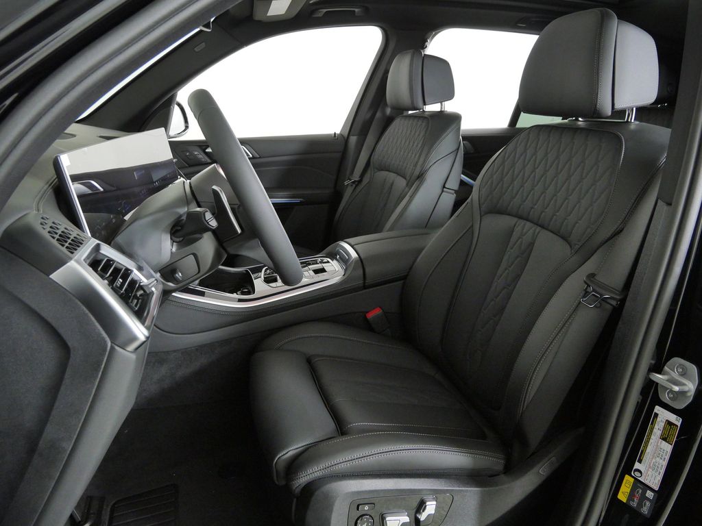 Thumbnail: 2026 BMW X5 - 36
