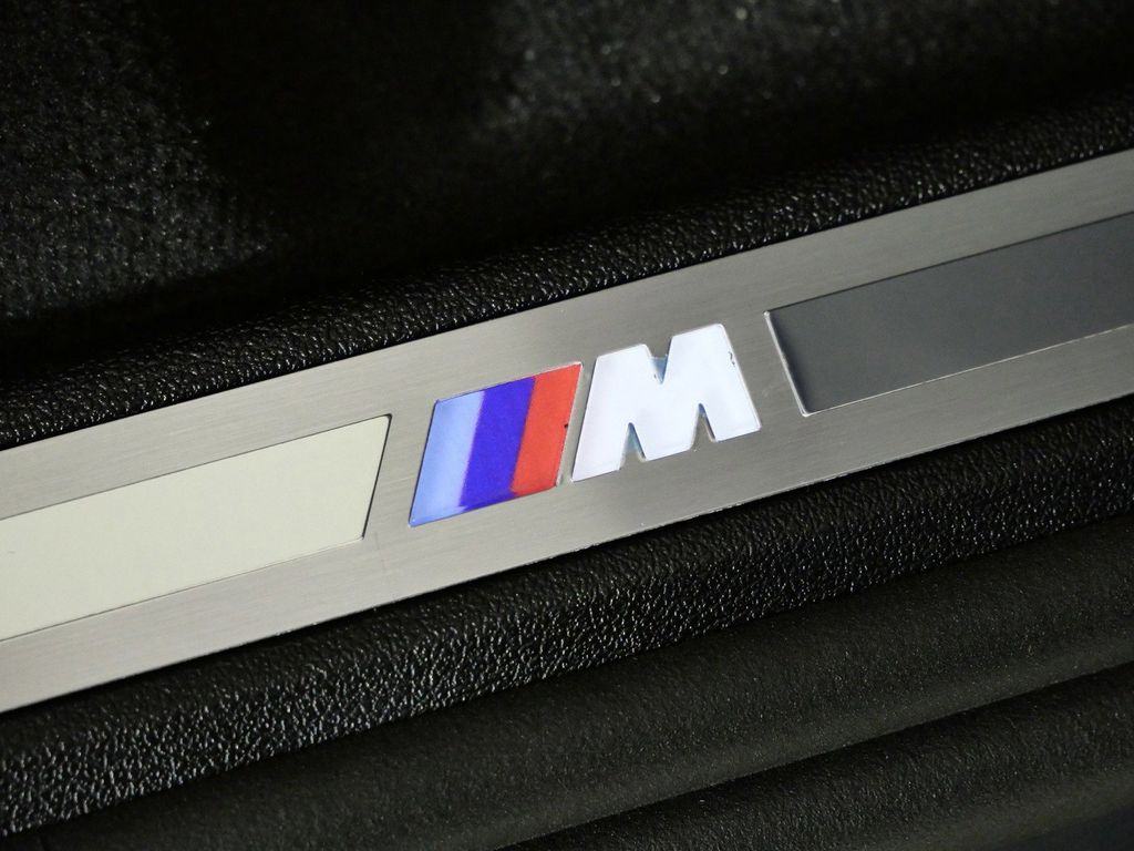 Thumbnail: 2026 BMW X5 - 23