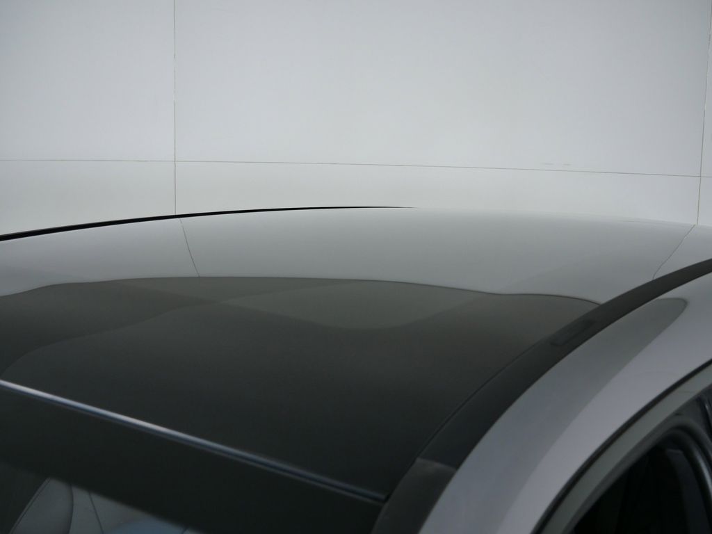 Thumbnail: 2023 BMW iX - 22