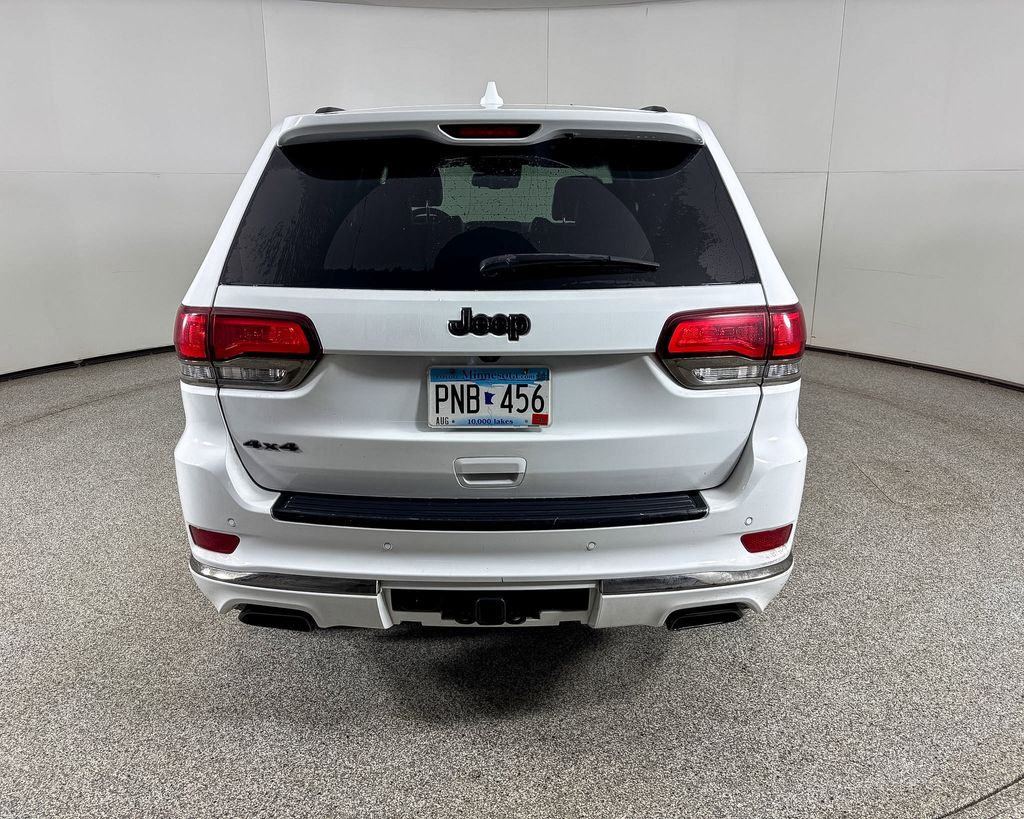 Thumbnail: 2016 Jeep Grand Cherokee - 7