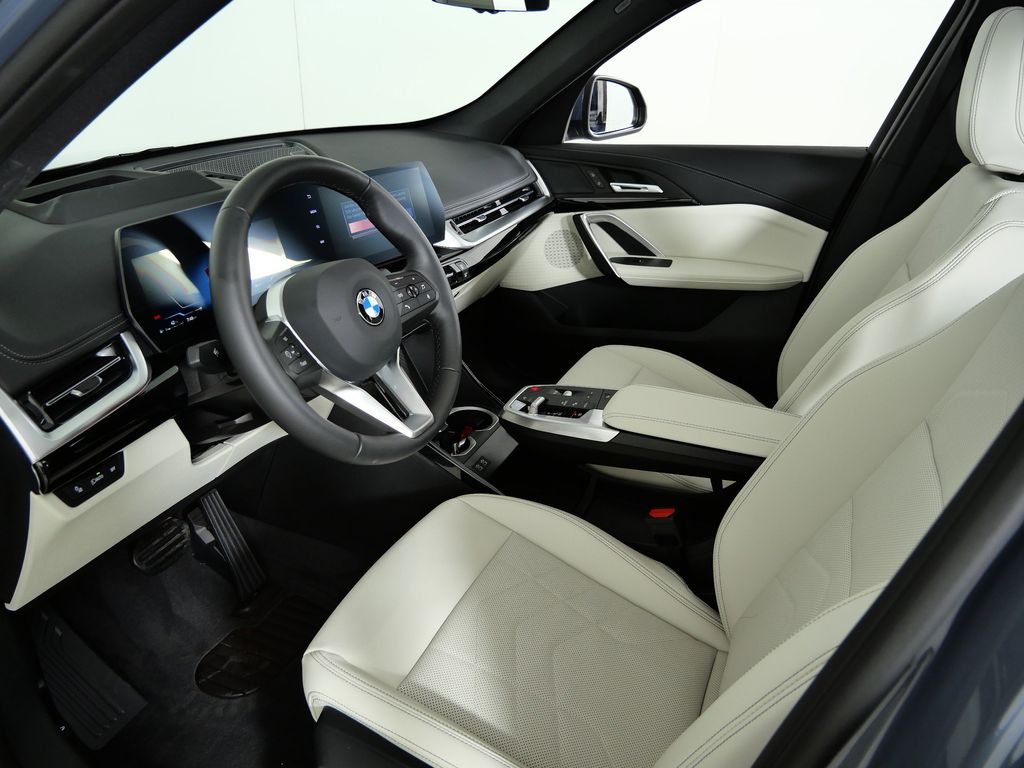 Thumbnail: 2026 BMW X1 - 32