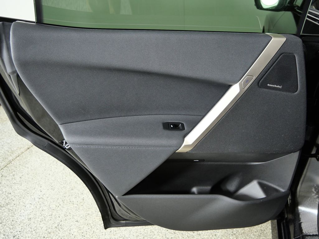 Thumbnail: 2024 BMW iX - 34