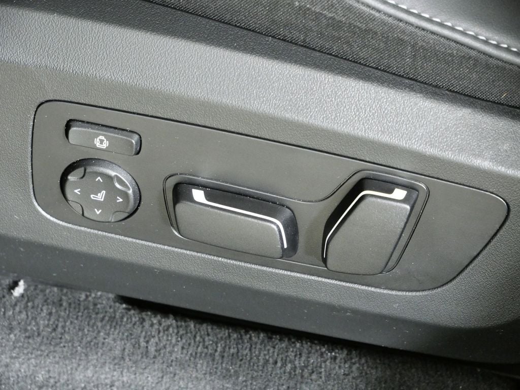 Thumbnail: 2025 BMW X3 - 43