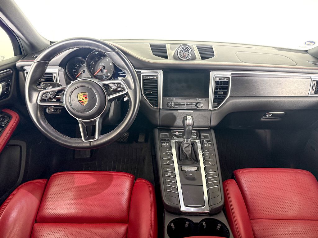 Thumbnail: 2017 Porsche Macan - 9