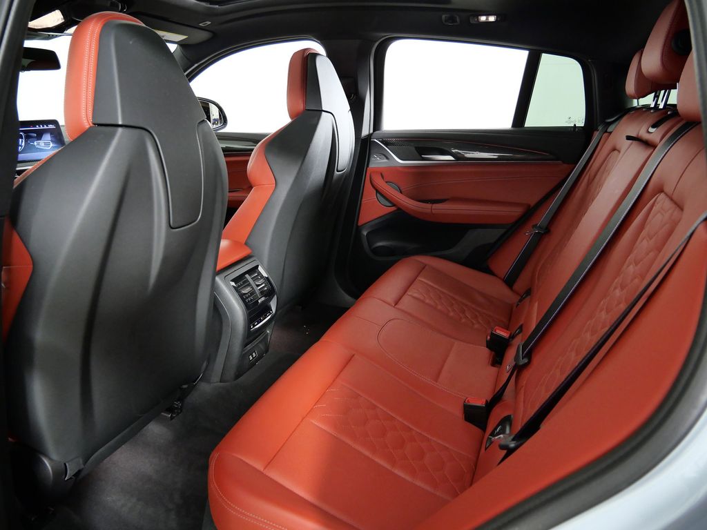 Thumbnail: 2023 BMW X4 - 31