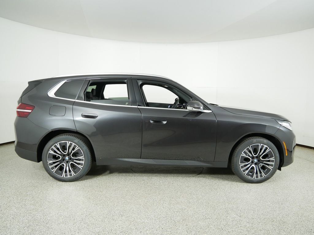 Thumbnail: 2025 BMW X3 - 9