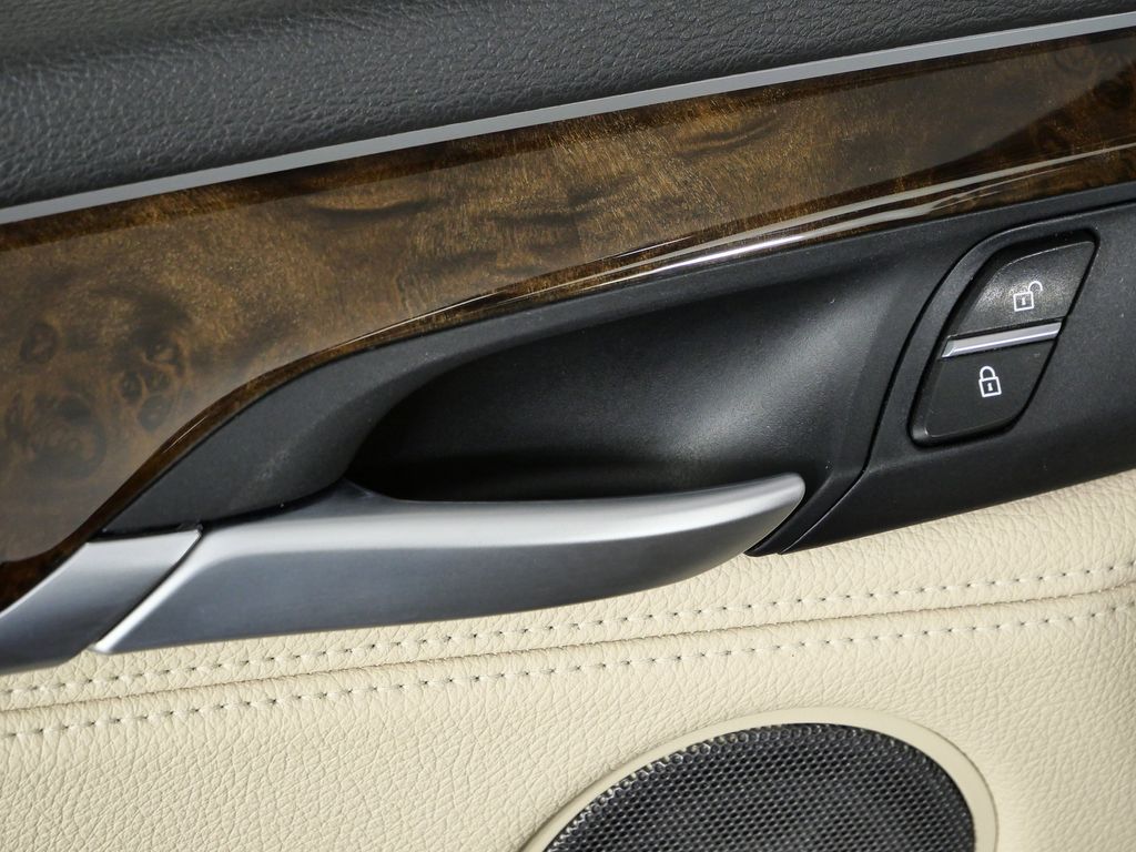 Thumbnail: 2015 BMW X5 - 38