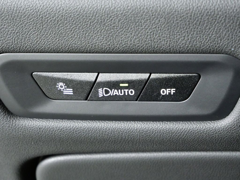 Thumbnail: 2025 BMW X5 - 45